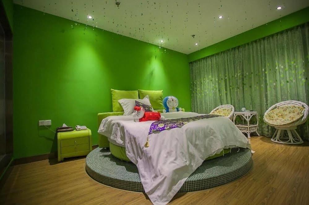 Chongqing Xinhao Theme Hotel Экстерьер фото